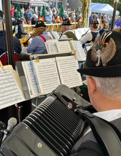 Outdoor entertainment at Sugar Mountain resort during the summer months.