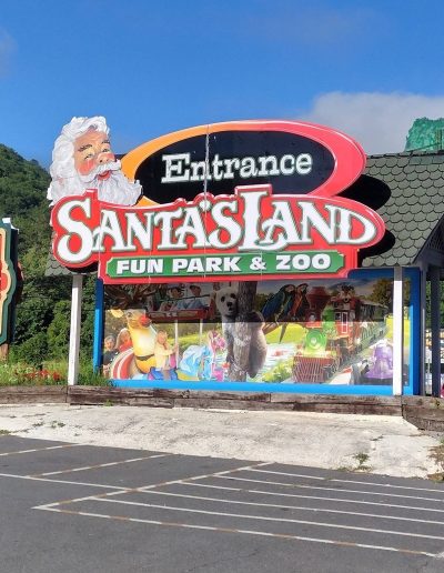 Santa’s Land Fun Park and Zoo entrance sign in Cherokee, North Carolina